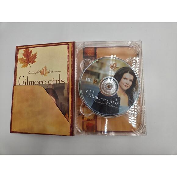 Gilmore Girls DVD Box Set Bundle Seasons 1 and 7 – Excellent Condition Pre-owned - Picture 3 of 10